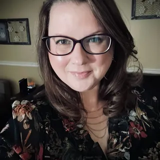 Amber B.