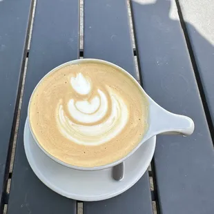Vanilla oat milk latte