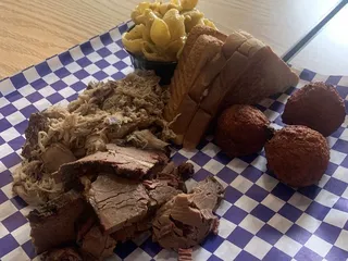 Tin Star Smokehouse
