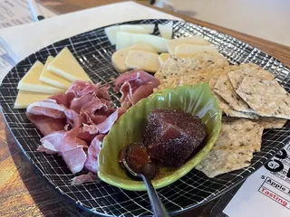 Armstrong Apples Orchard and Winery