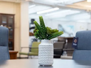 Stow's Office Furniture