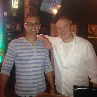 Have Landon Smith  make you a designed martini. Expert mixologist  and knows his craft beer. Perfect spot for listening to blues