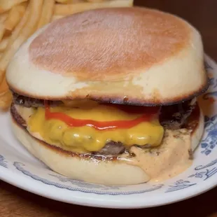 Swoony&apos;s Burger