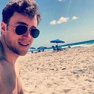 Darren B.