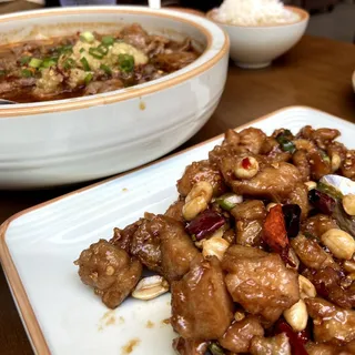 12. Kun g Pao Chicken