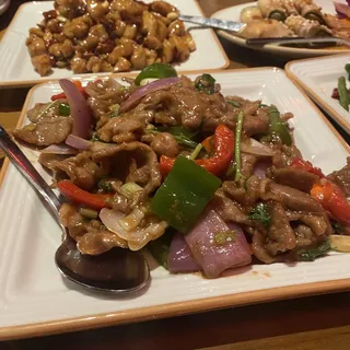 19. Beef Slices with Szechuan Chili Sauce