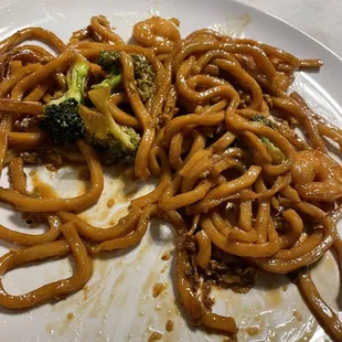 Udon noodles with shrimp