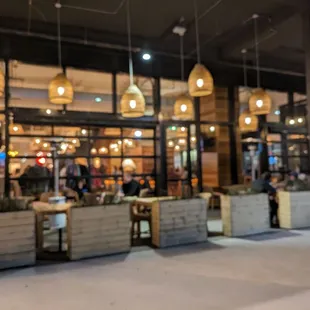 the outside of a restaurant
