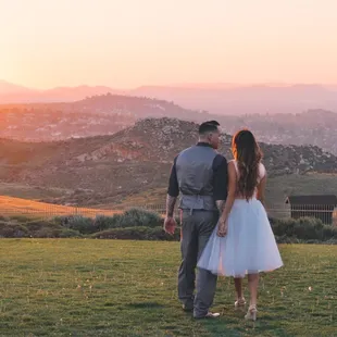 Perfect place to take pictures during sunset. This is the view on top of the grassy hill.