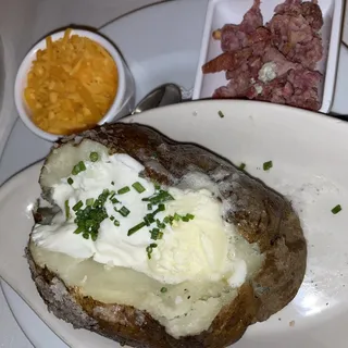 Baked Russet Potato with Toppings