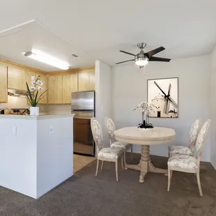 2 bed dining and kitchen