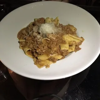 PAPPARDELLE BOLOGNESE