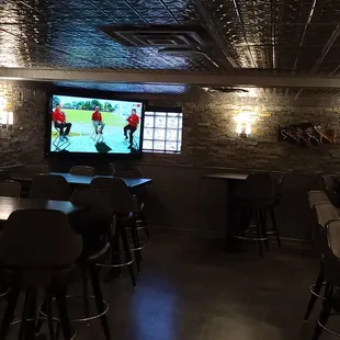 2020 Newly Remodeled bar