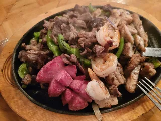 Tia's Taco hut