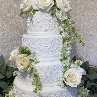 White Fondant Wedding Cake.