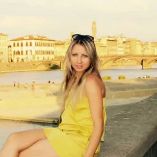 Julie D.