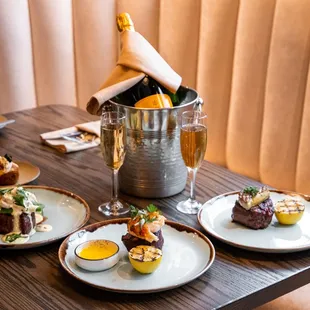 Special dinner features