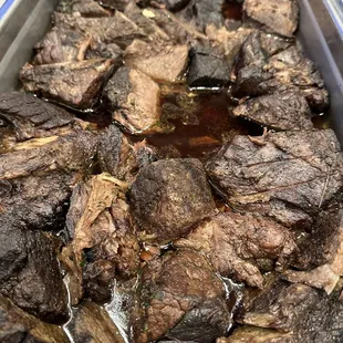 I was invited to Symposia to take pictures &amp; enjoy complimentary drinks &amp; the pre-game Lions buffet. Beef short ribs were amazing!