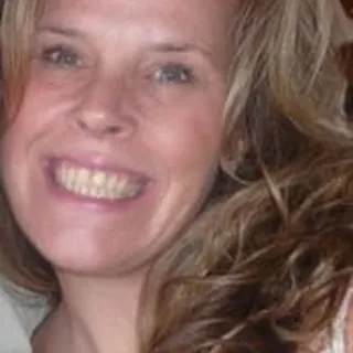 Tracy R.