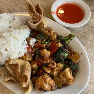 Hunan Chicken Lunch
