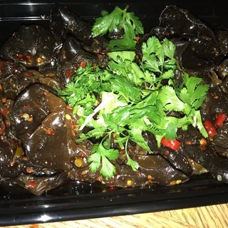 Wood Ear Fungus with Pickled Chili