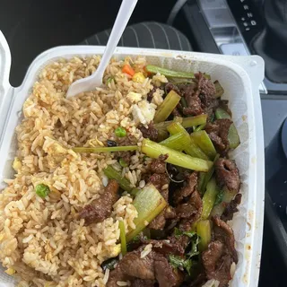 Stir-Fried Beef with Cilantro