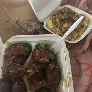 L12. Sesame Chicken Light Dinner