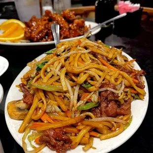 Lo Mein,  Egg Drop Soup, Peking Duck, Steam Dumpling are so good.