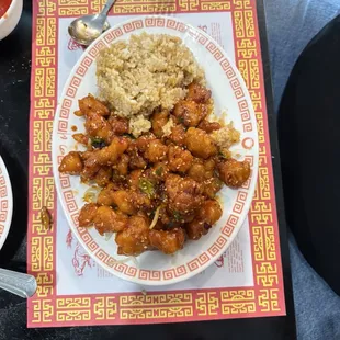 This is the sesame chicken lunch special