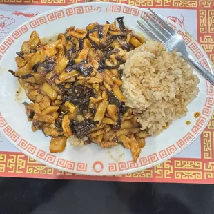 This is the chicken and garlic lunch special