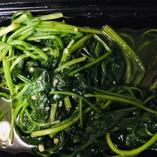 Spinach with Garlic Sauce