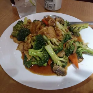 Chicken with Broccoli