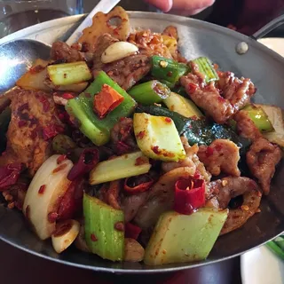 44.Iron Pot Sliced Beef