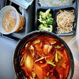 28. Poached Sliced Beef in Hot Chili Oil