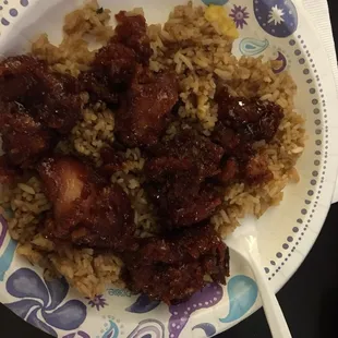 Plated General Jou&apos;s chicken as delivered to my hotel.