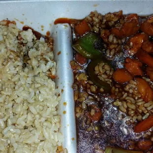Lunch Specials: #19 Sauteed Chicken &amp; Shrimp with Brown Sauce and brown rice.