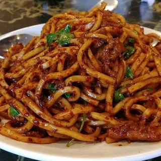 Hot Spicy Beef Chow Mein