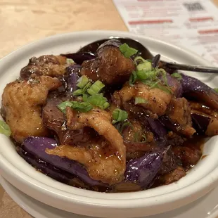 Fish fillet and eggplant with black pepper sauce clay pot -$15.95