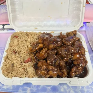 General Tso's Chicken Lunch Special