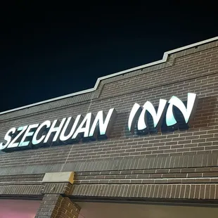 Snagging some takeout! Can't wait, love sliding through here.