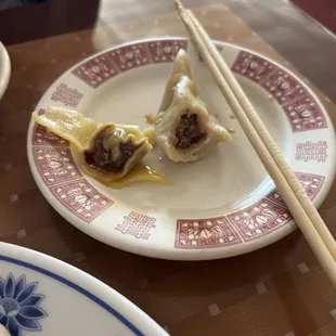 Inside of wonton on L vs. inside of dumpling on R
