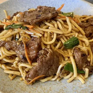 Beef Lo Mein Lunch