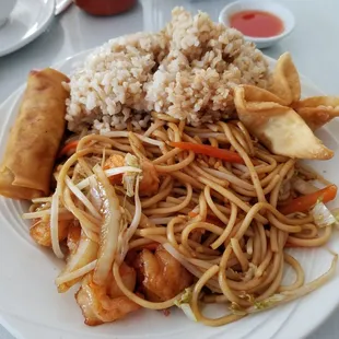 Shrimp Lo Mein
