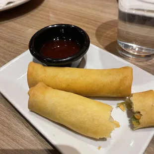2 Piece Vegetable Egg Rolls