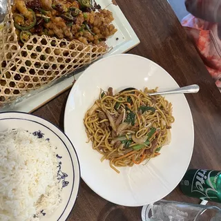 Beef Lo Mein (Stir-Fried Noodle)