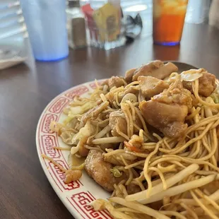 Chicken Lo Mein