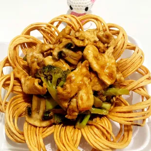 Chicken noodle basket