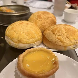 20. Po Lo Sweet Paste Bun Dim Sum