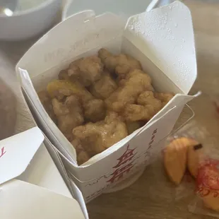 Orange chicken with real oranges