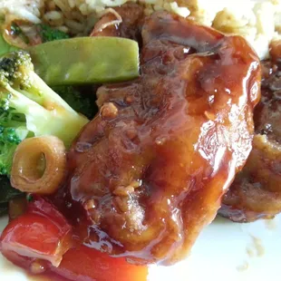 Crispy beef... great tasting but way too much sauce, its more soggy beef. The large pieces explain it's sogginess.